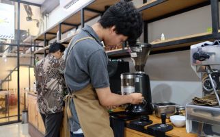 Dapat Hibah Kedaireka IRT-UM, LSPR Institute Tingkatkan Kualitas 2 Usaha Kopi - JPNN.com