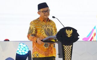 MK Resmi Wajibkan Pendidikan Agama di Sekolah, Mendikdasmen Semringah - JPNN.com