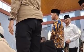 Respons Takmir Masjid soal Viral Paspampres Usir Jemaah saat Gibran Jumatan di Semarang - JPNN.com