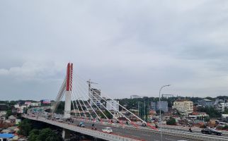 Warga Dilarang Rayakan Malam Tahun Baru di Flyover Pasupati Bandung, Polisi Berjaga - JPNN.com