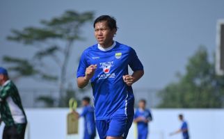 Bursa Transfer Liga 1: Ini Alasan Persib Bandung Kontrak Permanen Adam Alis - JPNN.com