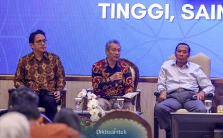 Kemdiktisaintek Usulkan Anggaran Tambahan ke DPR Khusus Tukin Dosen - JPNN.com