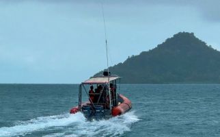 2 Warga Serasan Hilang di Perairan Pulau Merundung, Basarnas Natuna Melakukan Pencarian - JPNN.com