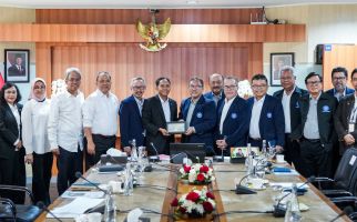 Menhut Bertemu Jajaran Fakultas Kehutanan IPB, Bahas Potensi Kerja Sama Smart Forestry - JPNN.com