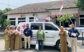 Puskesmas Jomin Terima Ambulans Modern dari Peruri - JPNN.com