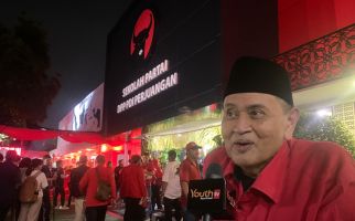 Politikus Senior PDIP Ini Nilai Megawati Nakhoda NKRI, Hasto Adalah Jangkarnya - JPNN.com