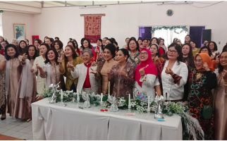 Persekutuan Doa Oikumene Adriella Dharma Wanita Pusat Gelar Ibadah Natal dan Tahun Baru 2025 - JPNN.com