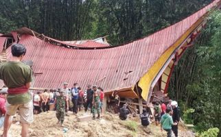 Longsor di Toraja Utara, 2 Korban Meninggal Dunia - JPNN.com