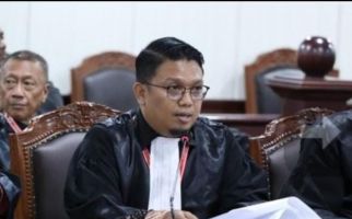 Di MK, Kubu Petrus Omba Sebut Dalil Gugatan Seharusnya Selesai di Bawaslu atau PTUN - JPNN.com