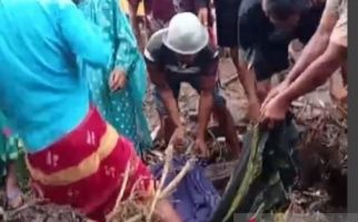 Seorang Warga yang Terseret Banjir di Bima Ditemukan Meninggal Dunia - JPNN.com