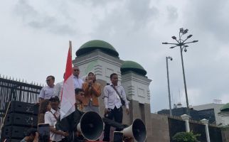 Demo Honorer juga Menyorot PP Manajemen ASN dan Rekrutmen CPNS 2025 - JPNN.com