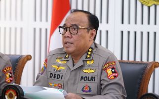 Irwasum Polri Komjen Dedi Prasetyo: Polisi tak Boleh Melukai Hati masyarakat - JPNN.com