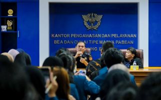 Ratusan Mahasiswa Undip Perdalam Wawasan Kepabeanan Lewat Kunjungan ke Bea Cukai - JPNN.com