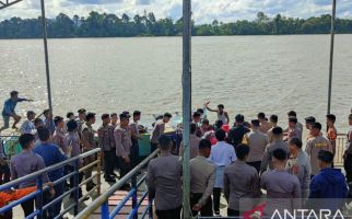 Speedboat Bawa 30 Penumpang Terbalik di Perairan Bulungan Kaltara - JPNN.com