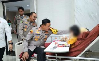 Kapolda Sulsel Cek Kondisi 2 Bocah yang Dianiaya Orang Tua di Makassar - JPNN.com