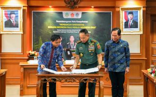 Kemenhut-TNI Teken MoU, Menteri Raja: Menumbuhkan Spirit Menjaga Hutan - JPNN.com