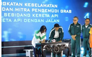 Tingkatkan Keselamatan Perjalanan di Perlintasan Sebidang, KAI & Grab Jalin MoU - JPNN.com