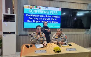 2 Korban Kecelakaan di Tol Ciawi Teridentifikasi, Polisi Serahkan Jenazah ke Keluarga - JPNN.com