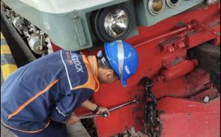 Kecelakaan Truk Tabrak Kereta Api di Jember, 1 Tewas - JPNN.com