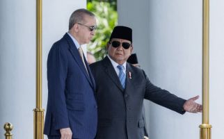 Prabowo Wajibkan Pengusaha Simpan 100% Devisa Hasil Ekspor SDA di Bank Dalam Negeri - JPNN.com