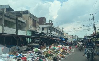 Pekanbaru Kota Bertuah Dipenuhi Sampah, ke Mana Pemerintah? - JPNN.com