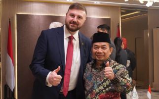 Ketua Fraksi PKS Mengajak Parlemen Inggris Menghentikan Penjajahan Israel Atas Palestina - JPNN.com