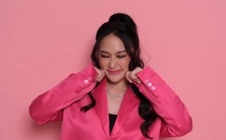 Acha Ivana Rilis Single Baru Andaikan di Tengah Kesibukan Kuliah S2 - JPNN.com