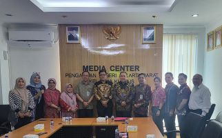 Mediator dari DPC Peradi Jakbar Diharapkan Bisa Mendamaikan Perkara Perdata - JPNN.com