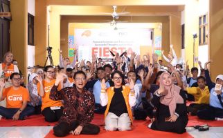 Fiesta dari FWD Bantu Siswa Penyandang Disabilitas Melek Literasi Keuangan - JPNN.com