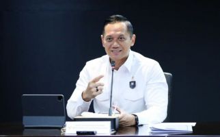 Menko AHY: Pembangunan Tanggul Laut Raksasa Tak Boleh Tergesa-gesa - JPNN.com