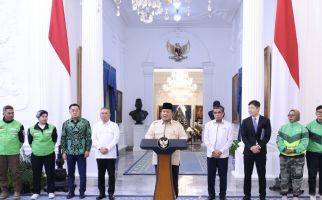 Prabowo Perintahkan Aplikator Beri Bonus Hari Raya untuk Ojol dan Kurir Online - JPNN.com