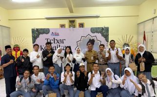 Cahaya Manthovani & Yayasan Inklusi Pelita Bangsa Berbagi Kepedulian di SLB Negeri 7 Jakarta - JPNN.com