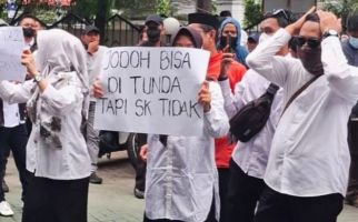 Calon PPPK Makassar Desak Batalkan Penundaan Pengangkatan: Kami Sudah Berjuang, tetapi Tak Dihargai - JPNN.com