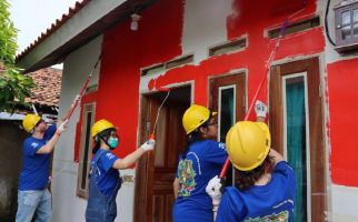 SWA & Habitat for Humanity Serahkan 10 Rumah Layak Huni di Desa Cinamprak   - JPNN.com