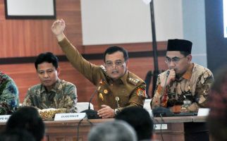 Gubernur Jateng Mengajak Bupati & Wali Kota Fokus Membangun Infrastruktur di 2025 - JPNN.com