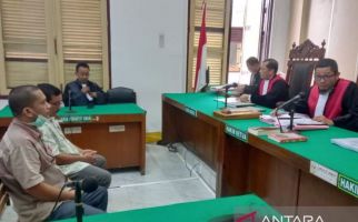 Eks Plt Kadisdik Madina Sumut Ahmad Gong Matua Dituntut 8 Tahun Penjara - JPNN.com