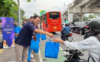 Peduli Sesama, Peruri Bagikan Ratusan Takjil di Bulan Ramadan - JPNN.com