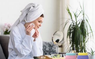 Pertolongan Pertama untuk Skin Barrier Rusak, Jangan Asal Pakai Skincare - JPNN.com