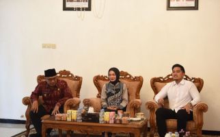 Pemkot Kediri Minta Maaf soal Kesalahan Penulisan Jabatan Kaesang Pangarep - JPNN.com