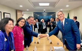 Menko Airlangga Temui Menkeu AS, Bahas Tindak Lanjut Tarif Resiprokal Trump - JPNN.com