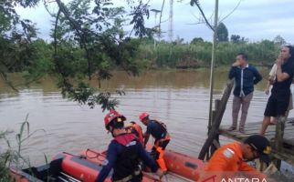Bocah 10 Tahun Diterkam Buaya Saat Berenang di Sungai Sangatta - JPNN.com