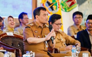Ahmad Luthfi Kumpulkan 7.810 Kades untuk Ikut Sekolah Anti-korupsi Jateng - JPNN.com