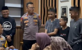 Polisi Gulung Belasan Pelajar SMP yang Tawuran Pakai Senjata Tajam di Serang - JPNN.com