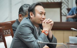 Hardiknas, Rahmat Saleh Dorong Gen Z Sumbar Adaptif Terhadap Tantangan Zaman - JPNN.com