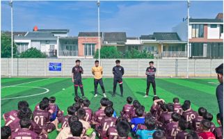 Hadirkan Pemain Timnas U-17 Indonesia Algazani di Sobat FC, Udi Wahyunadi: Kami Ingin Anak-anak Mendapat Inspirasi - JPNN.com