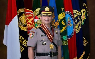 Kombes Yade Setiawan Ujung Luncurkan Buku soal Strategi Penangan Pandemi - JPNN.com