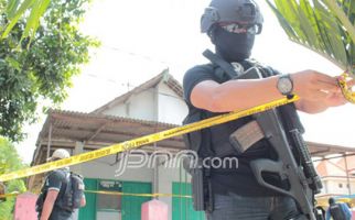 Terduga Teroris Berniat Serang Polisi Pakai Golok - JPNN.com