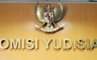 Komisioner KY Usulkan Pelibatan TNI Bantu Polri Amankan Hakim - JPNN.com