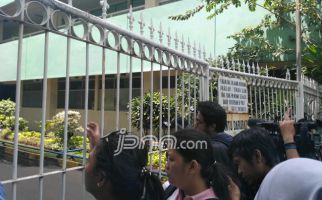 Pak Menhub Membesuk, Wartawan Dilarang Meliput - JPNN.com