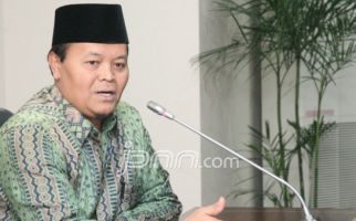 Ketum Golkar Tetap Menteri, Silakan Nilai Konsistensi Jokowi - JPNN.com
